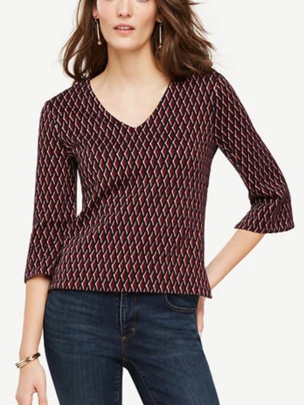 Ann Taylor V-Neck Knit 3/4 Sleeve Top Geometric Pattern XS